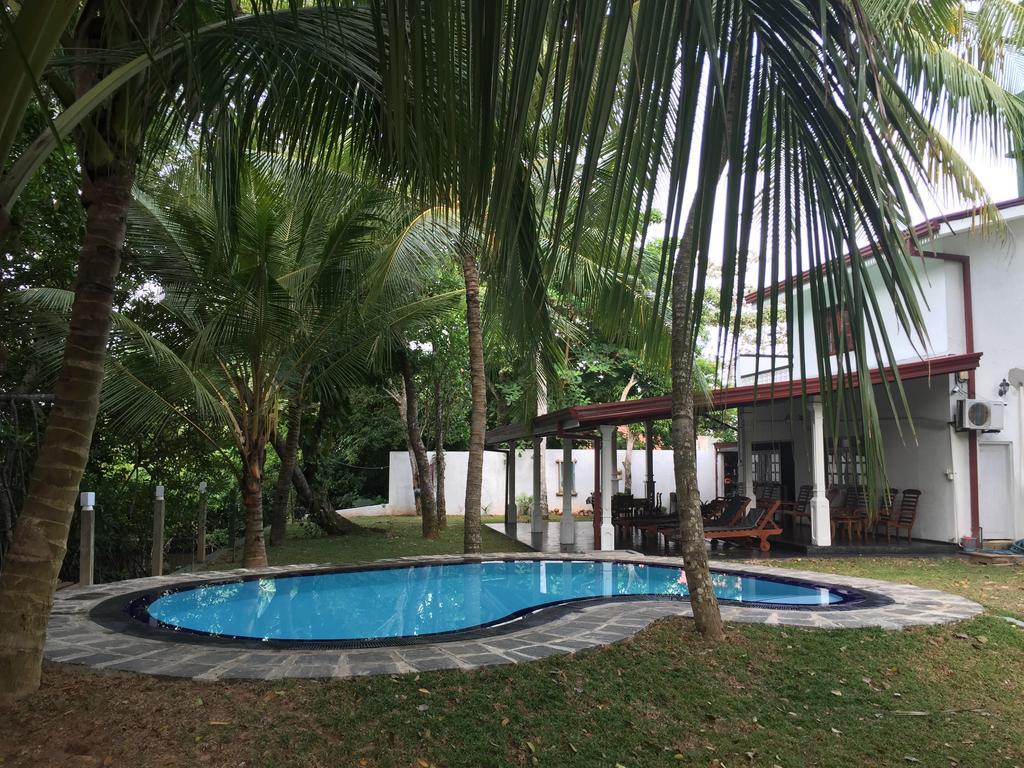 Sethra Villa Bentota Exterior photo