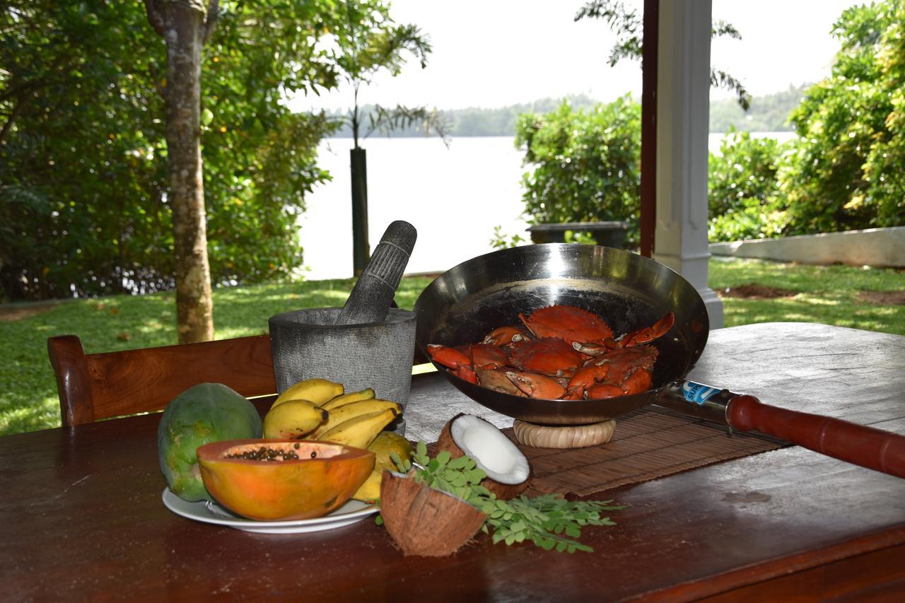 Sethra Villa Bentota Exterior photo
