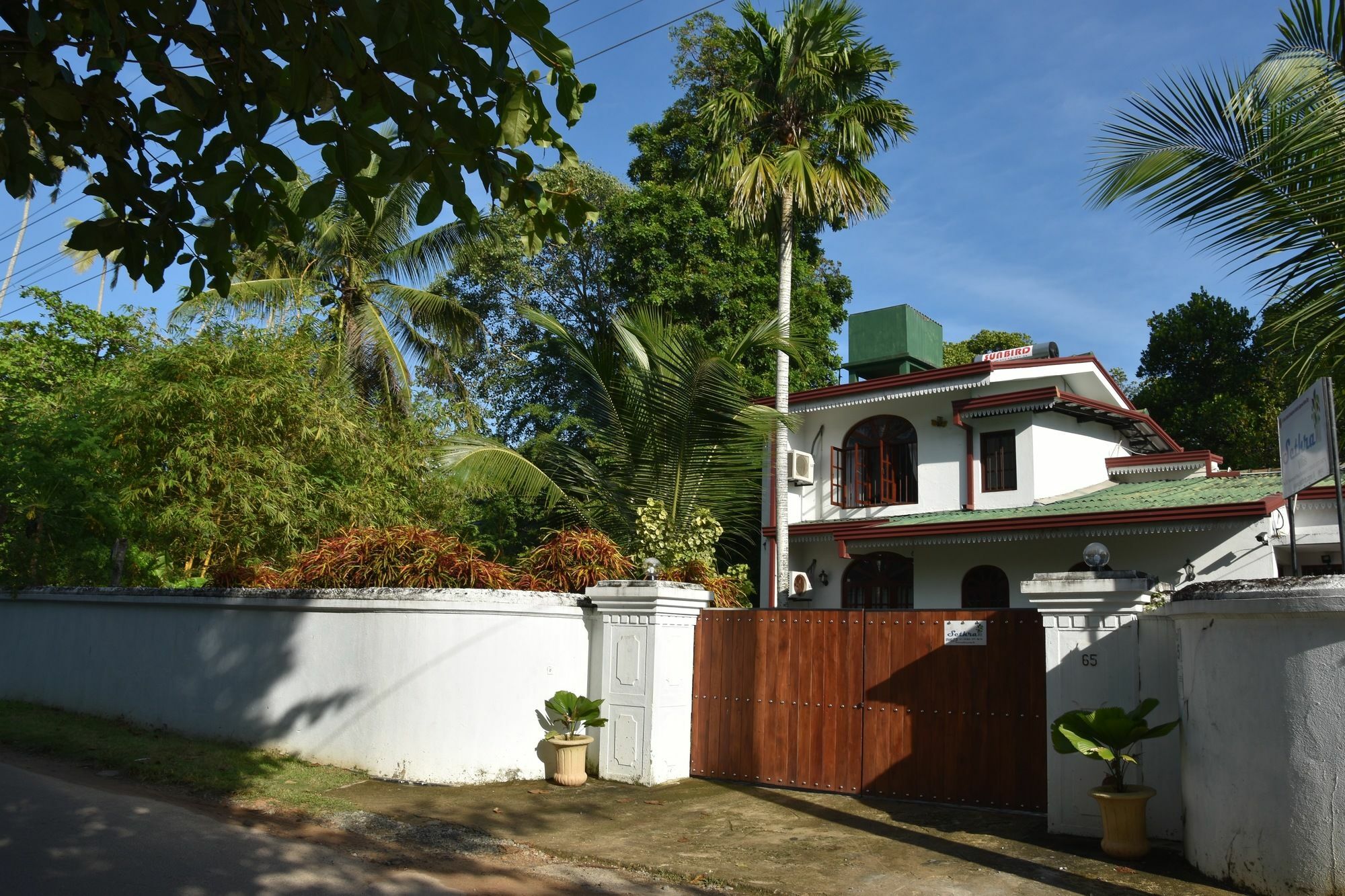 Sethra Villa Bentota Exterior photo